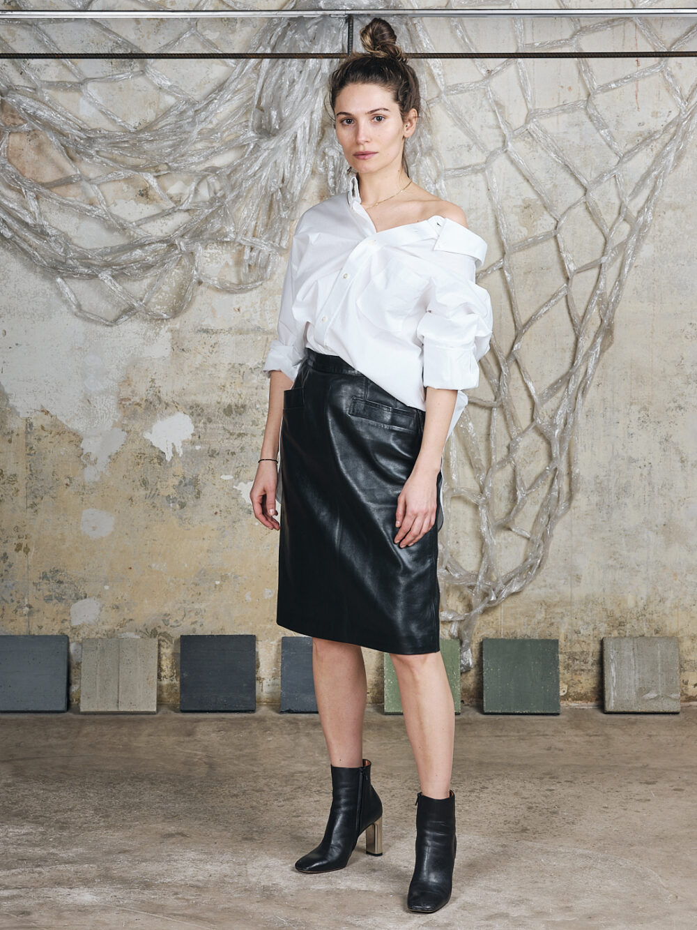 Balenciaga Hemd Swing Kragen weiß – Bild 2