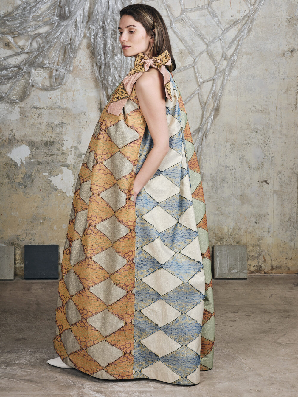 Diptych Ballon-Kleid – Bild 5
