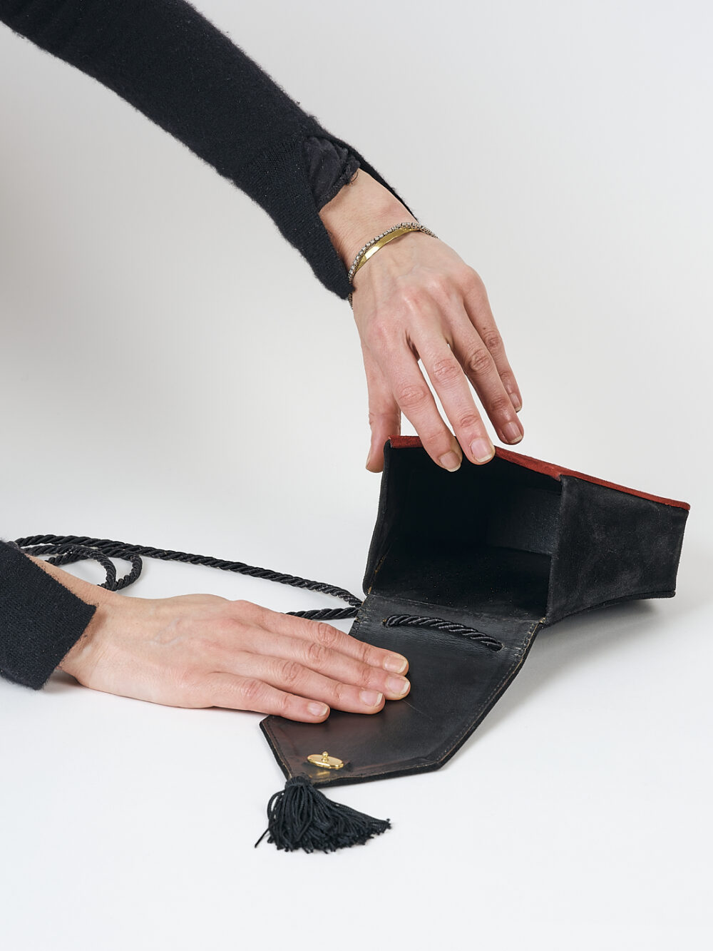 Yves Saint Laurent Tasche mit Quaste – Bild 2
